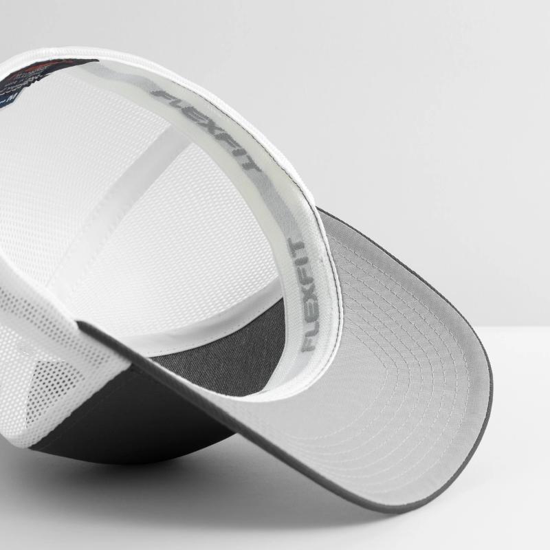 Skate or Die Rainbow Race